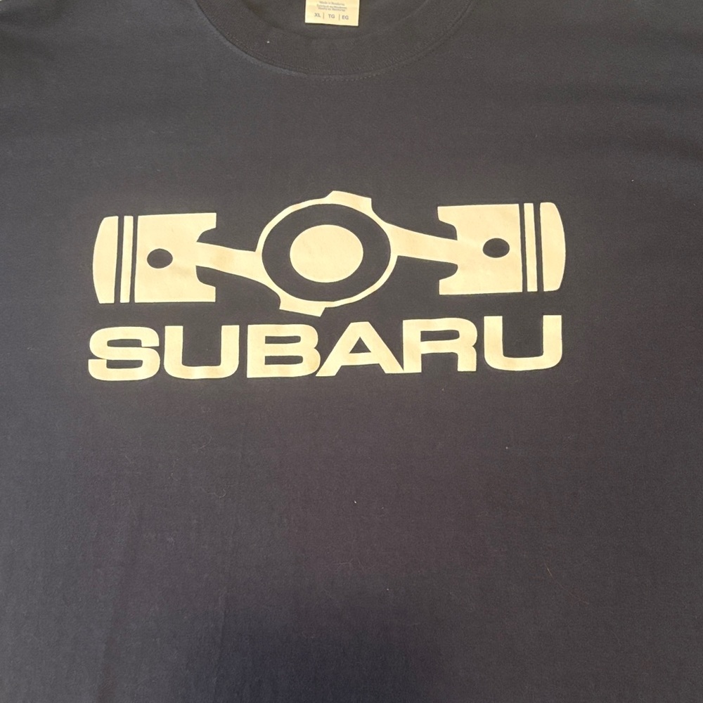 Subaru Navy Blue Graphic T-Shirt men's sz Large NWOT